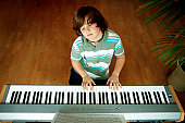 teach your kid piano